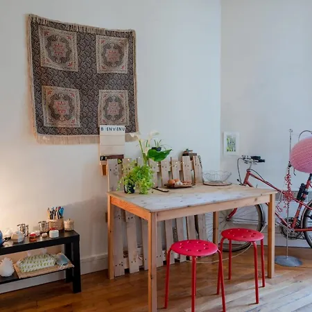 Charming Studio Near Montmartre Apartment *